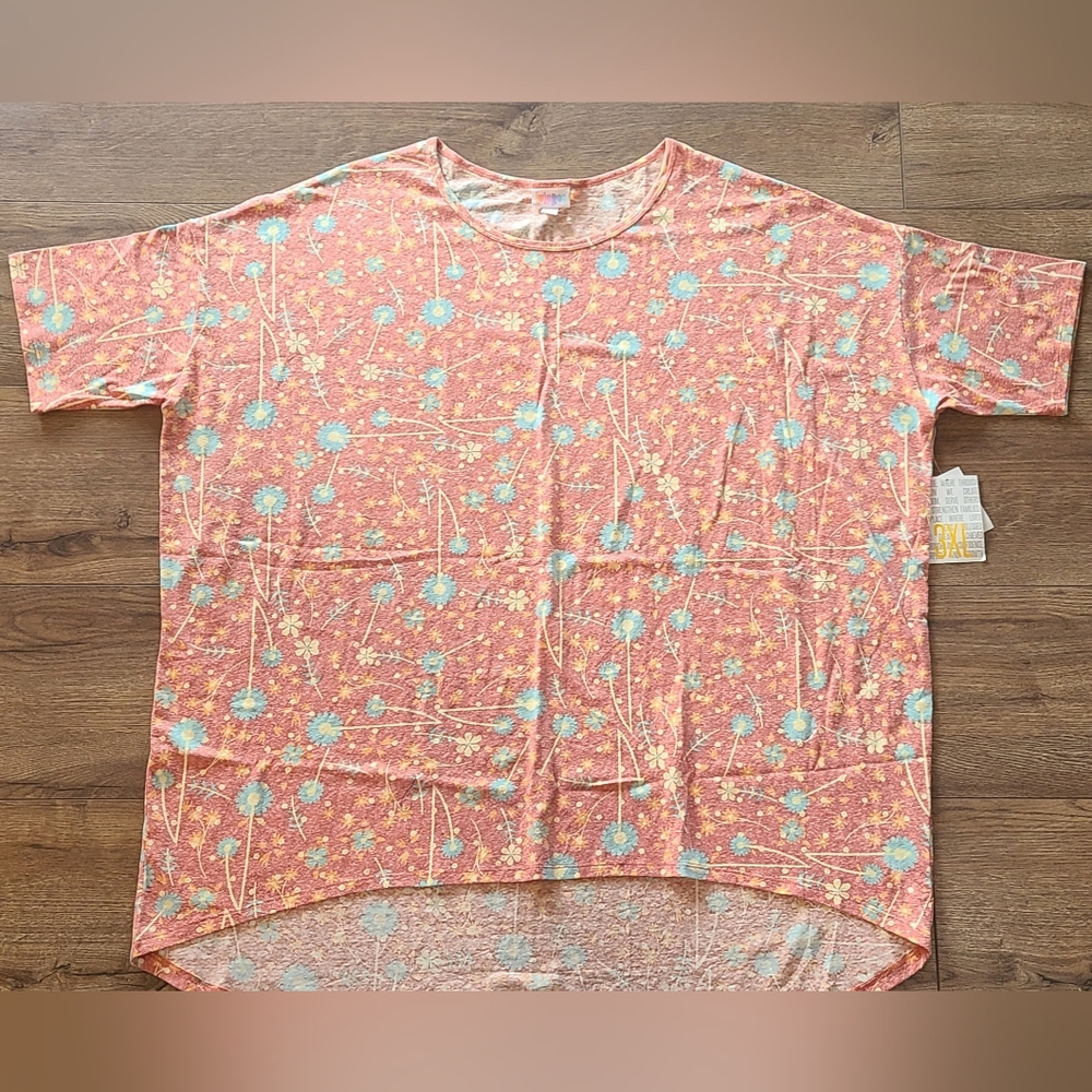 NWT'S! LULAROE -Irma Drop Tail Hem Soft Tee- Floral Print- 3XL